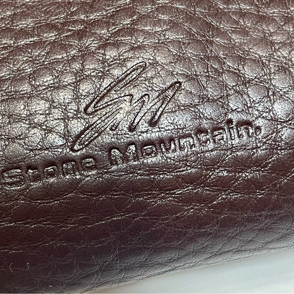 Stone Mountain checkbook, wallet style purse. See pictures for size. Gently used - Picture 4 of 9